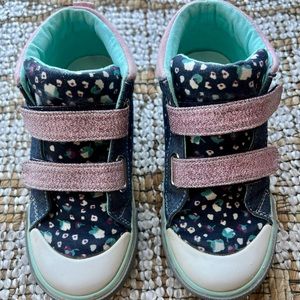 See Kai Run High Tops 💗